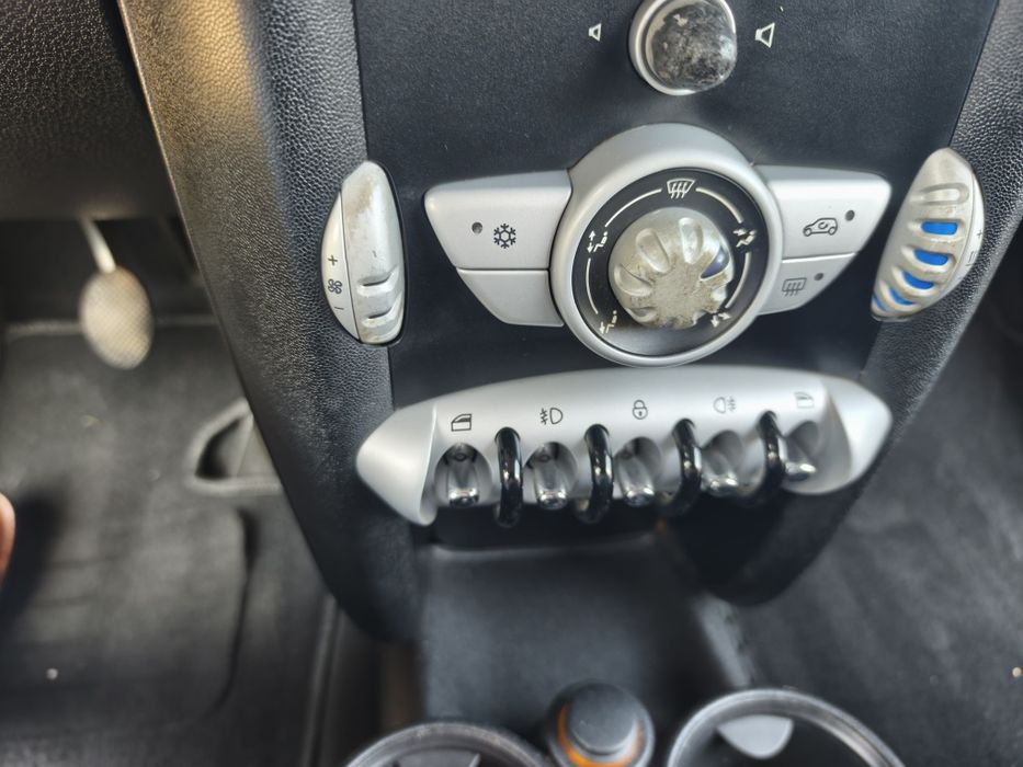 Mini One 1.4 gasolina, apenas com 120.000kms