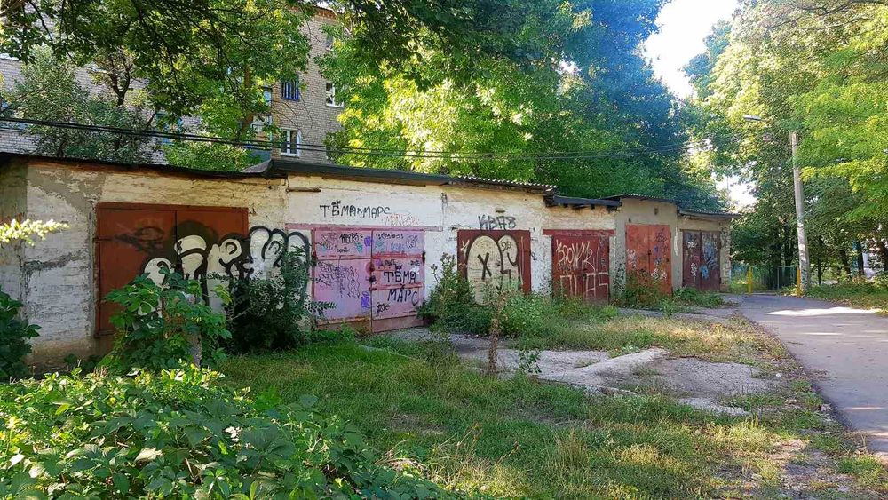 Гараж у центрі здам в оренду р-н СШ25