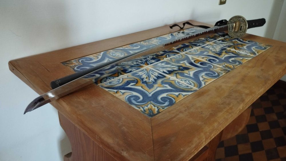 Katana Decorativa Japonesa – com Bainha Preta