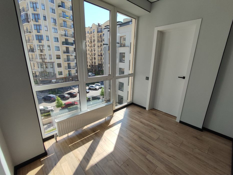 Новий дизайнерський ремонт 1 кімнатна біля парку!