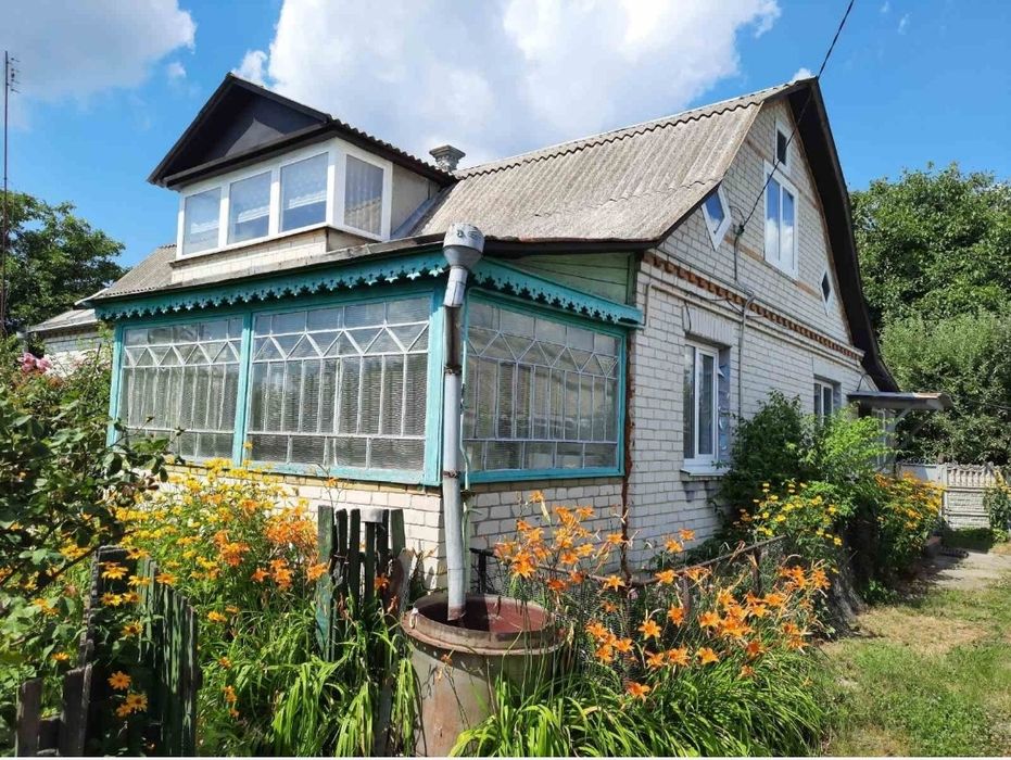 Продається будинок/дача + баня в селі Головурів/40км від Києва