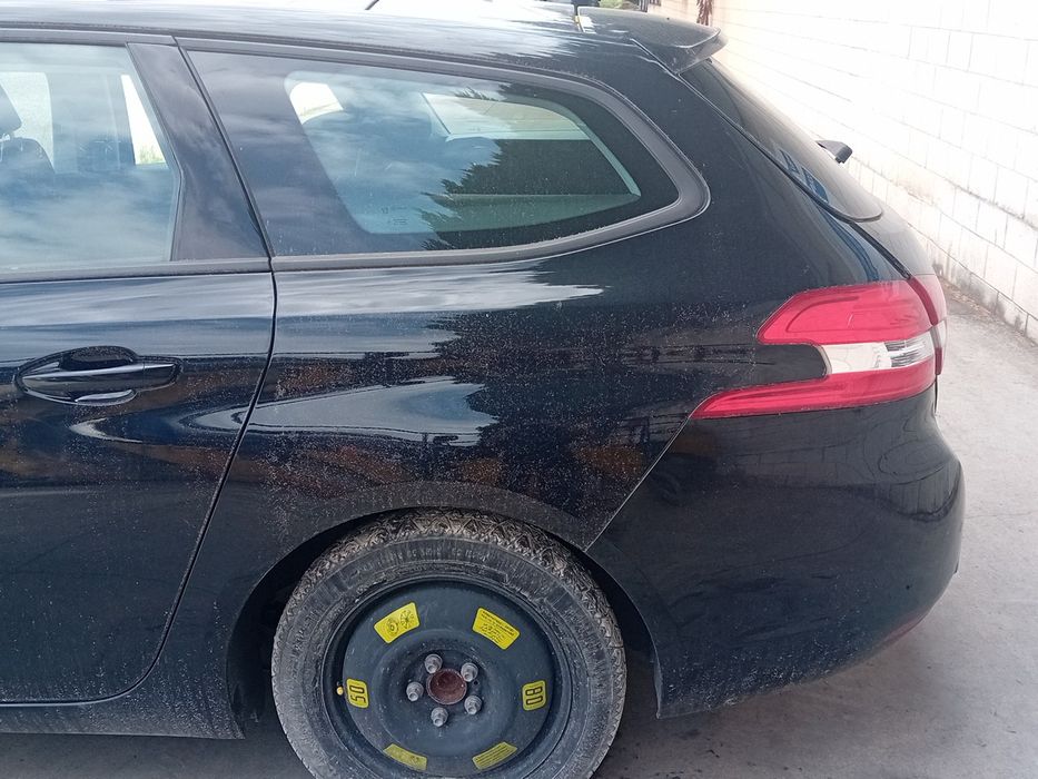 Painel trás esquerdo PEUGEOT 308 SW II Van (LC_)