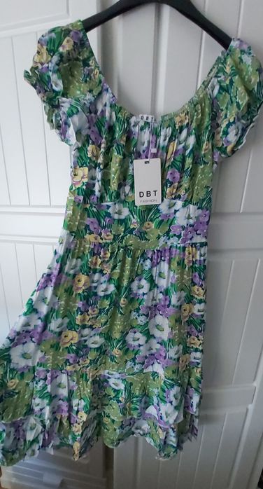 Vestido curto de verão