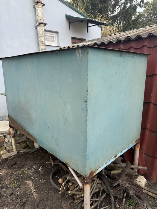 Продам железный бак