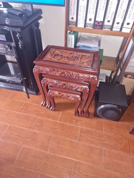 Mesinhas mãe  canfora restauradas