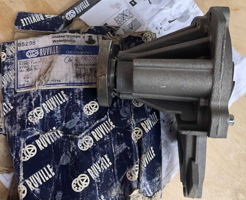 Водяной насос, помпа RUVILLE 65298(Германия).