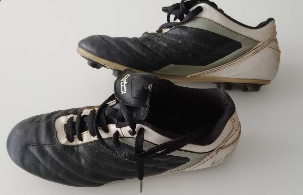 Chuteiras Kipsta 300