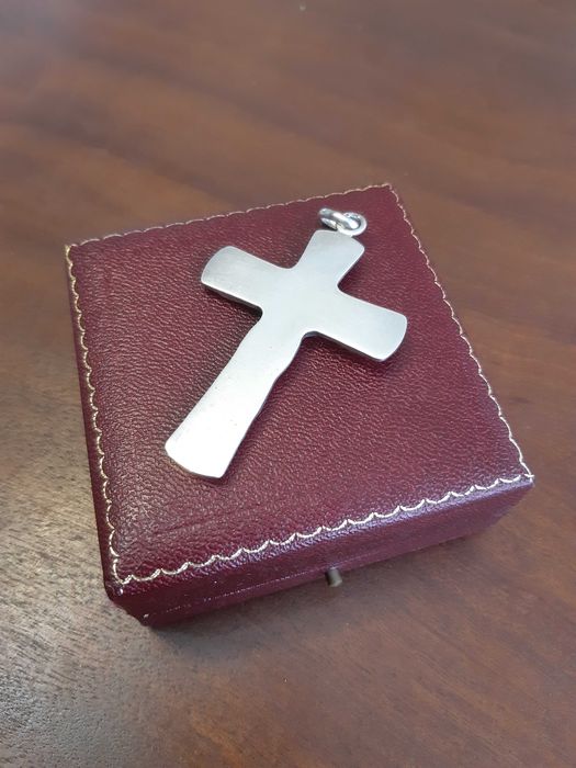 Crucifixo de prata Topázio (Portugal) séc. XX