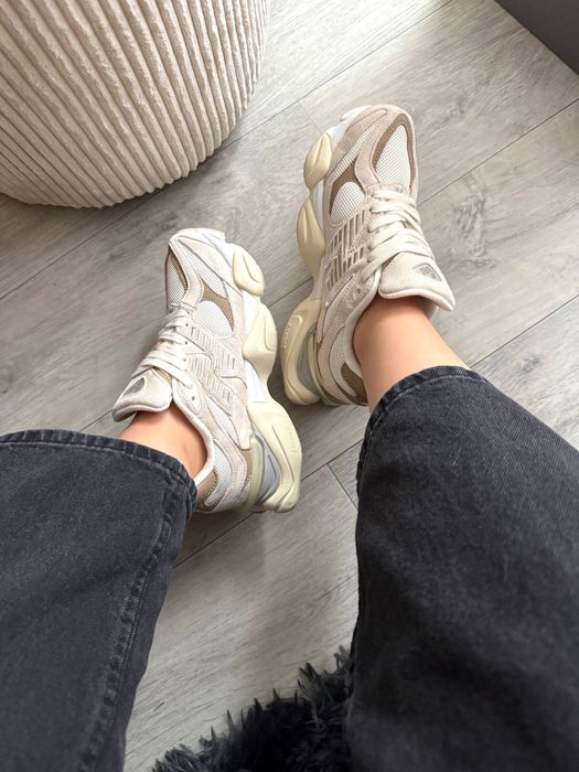Buty New Balance 9060 Beige Grey  36