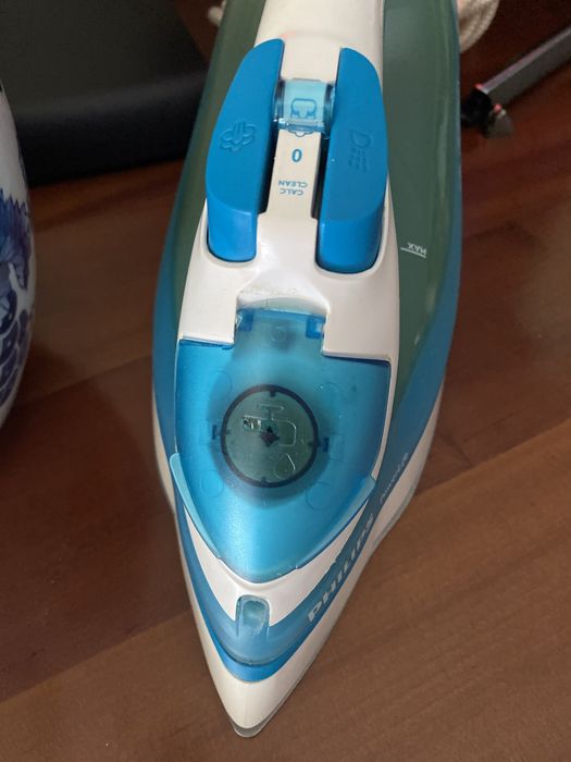 Ferro de engomar Philips PowerLife