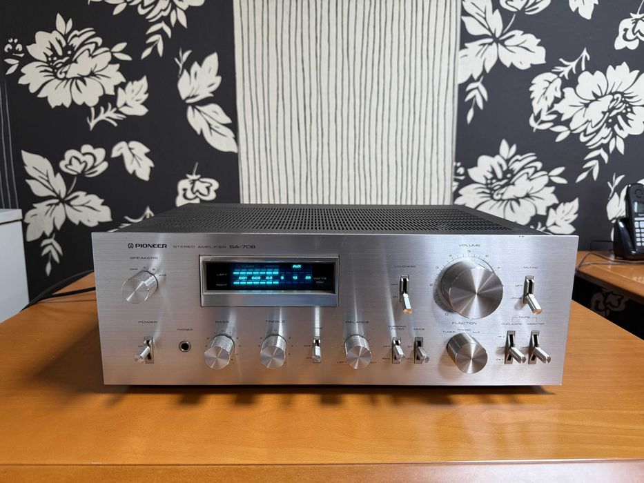 Pioneer  SA  708