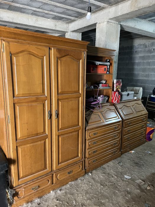Mobilia de Quarto completa c/ escrivaninha