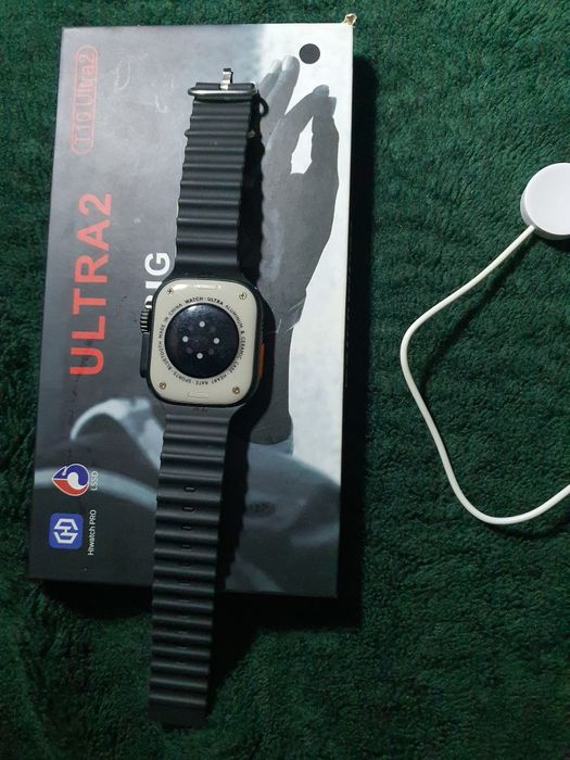 Гарний смарт годинник