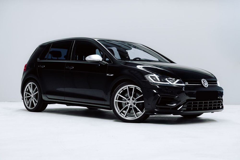VW Golf R 4Motion (BlueMotion ) DSG