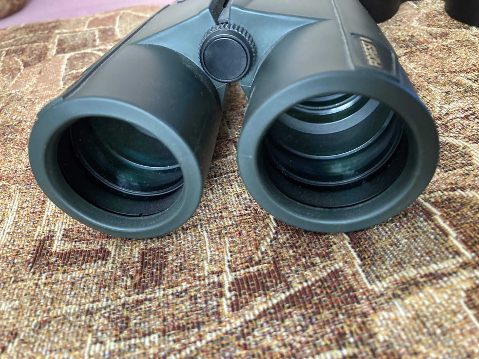 Бинокль Delta Optical FOREST II 8x42