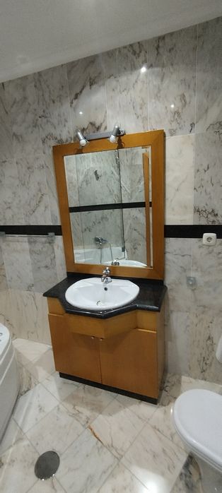 2 Móveis de WC completos