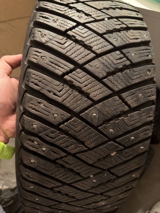 Opony zimowe Goodyear Ultragrip Ice Arctic - 225/45/17