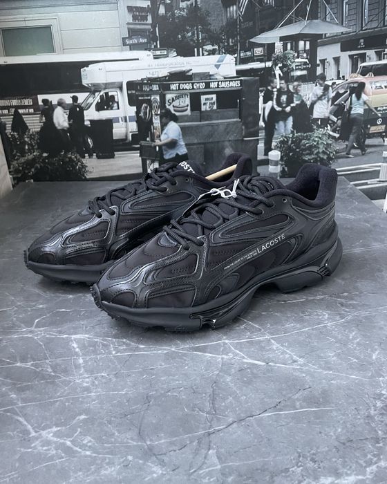 В наявності кросівки Lacoste  L003 2K24 Оригінал  Розмір: EU 44