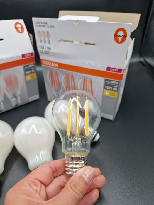 Żarówka LED osram BASE CLA A E27 4000K 11W