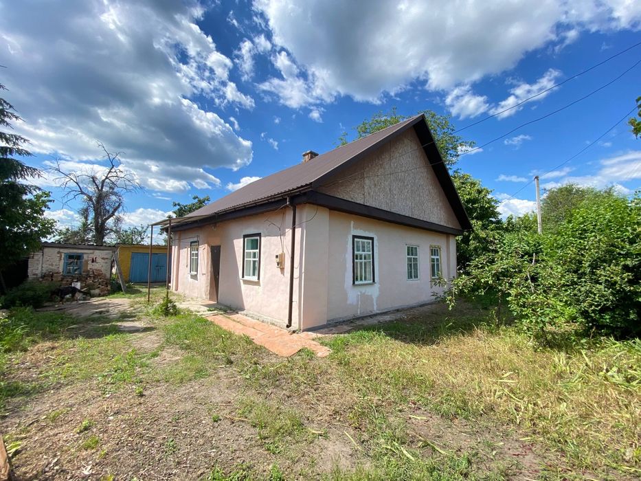 Продам будинок в селі Озерна