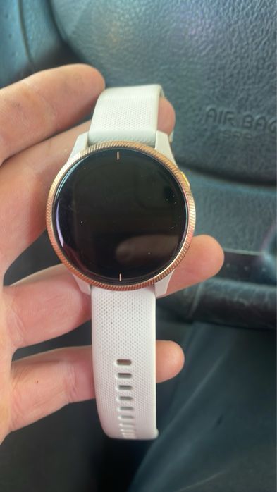 годинник Garmin Venu