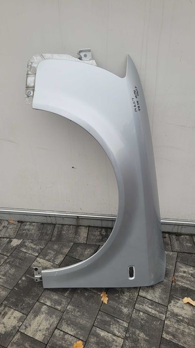 błotnik lewy przedni audi A4 B6 LY7W Małysz