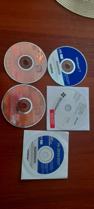 Oryginalny Microsoft Windows XP Home Edition OEM stan kolekcjonerski sealed
