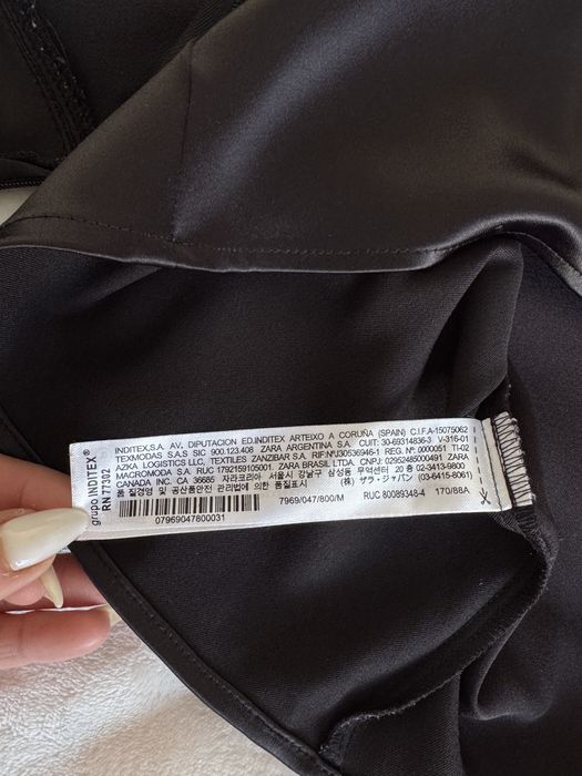 Атласна сатинова сукня Zara