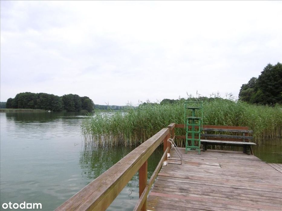 Bungalow w okolicy jeziora Wałpusz.
