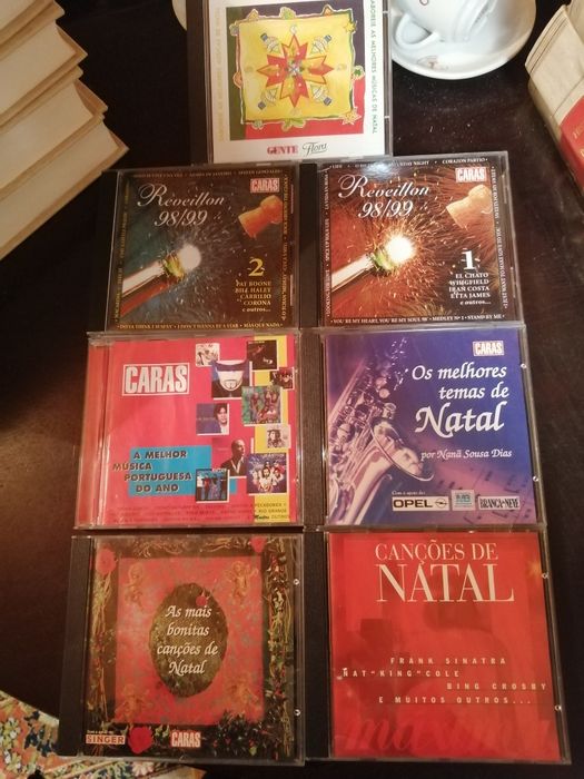 12 cds músicas de Natal 2€