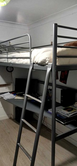 Vendo beliche com secretária