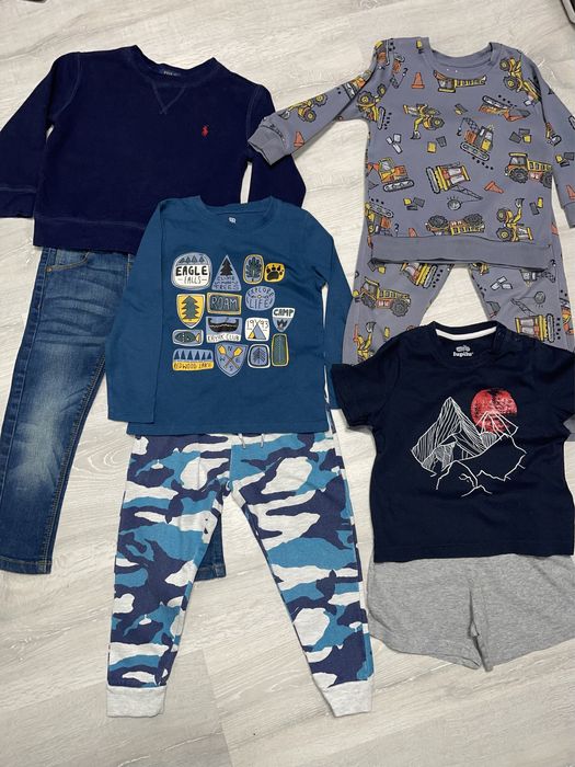 Пакет одежды на мальчика 2-3года