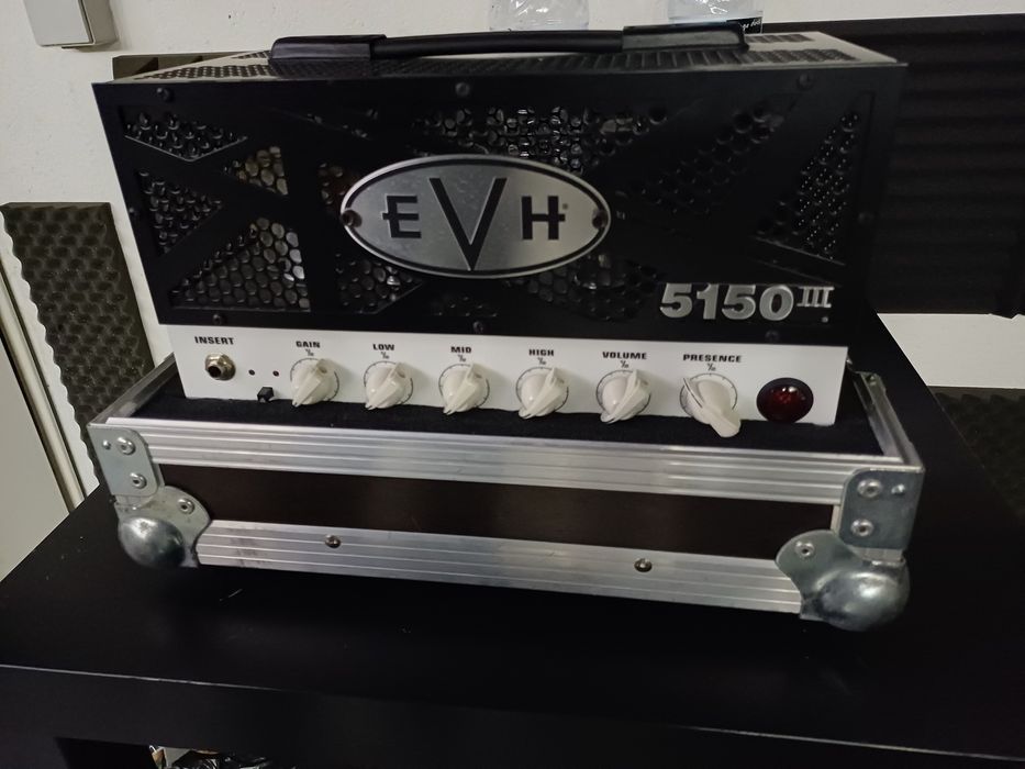 EVH 5150 III  18v + case
