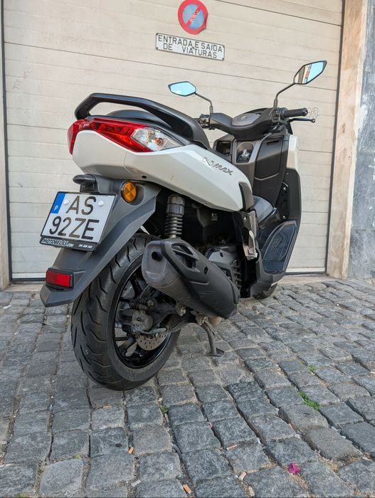 Yamaha N-Max 125cc
