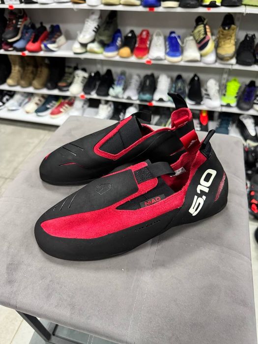 ОРИГІНАЛ 100% Кросівки Скельники Adidas Five Ten Niad Moccasym Climbing Shoes Black/Red Fw2853 47