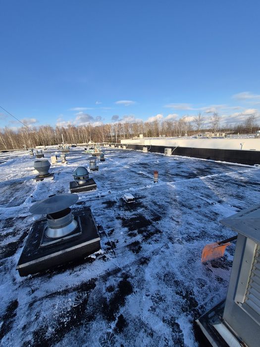 Odśnieżanie dachów, zbijanie sopli, walka ze śniegiem!