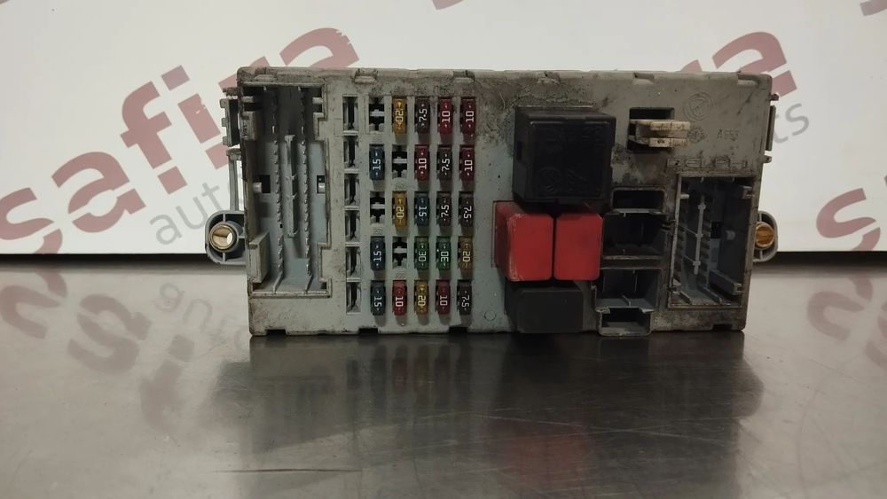 CAIXA DE FUSIVEIS FIAT PUNTO 188 99-04 REF. 51735170 46552681