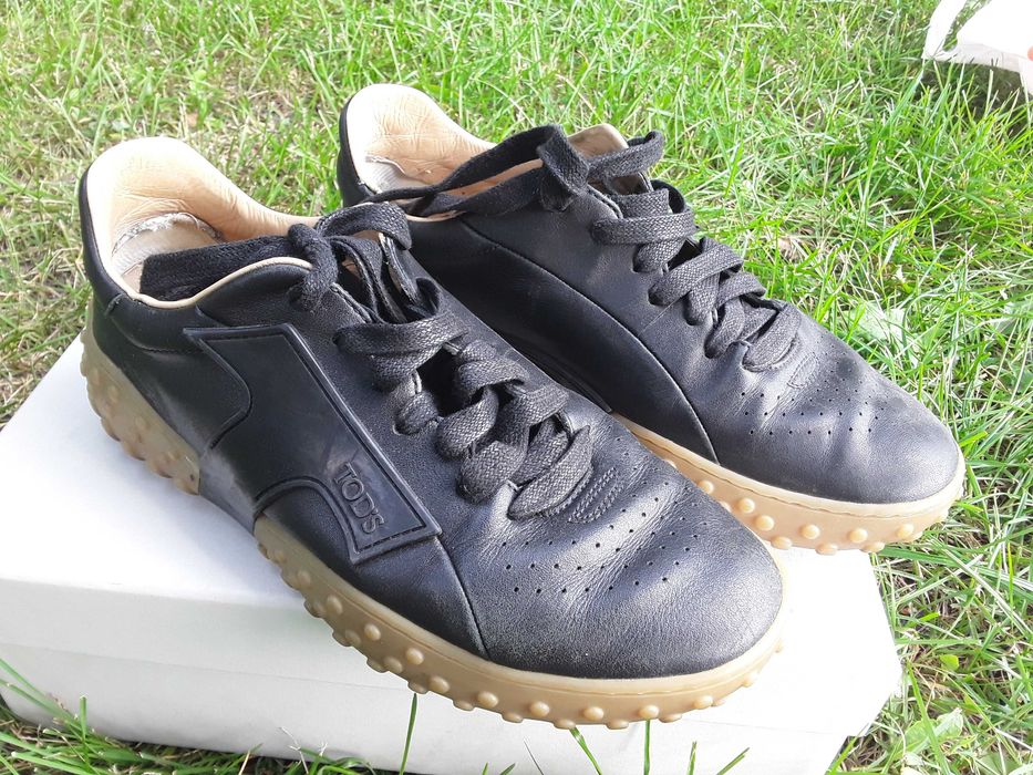Кроссовки туфли кожаные 38 р. Tod's