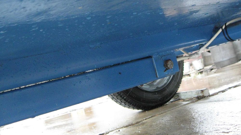 Причеп для перевозки мотоциклів, човнів.