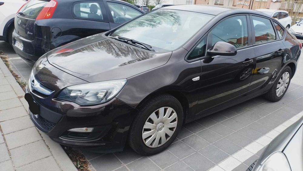Opel Astra Notchback 2016