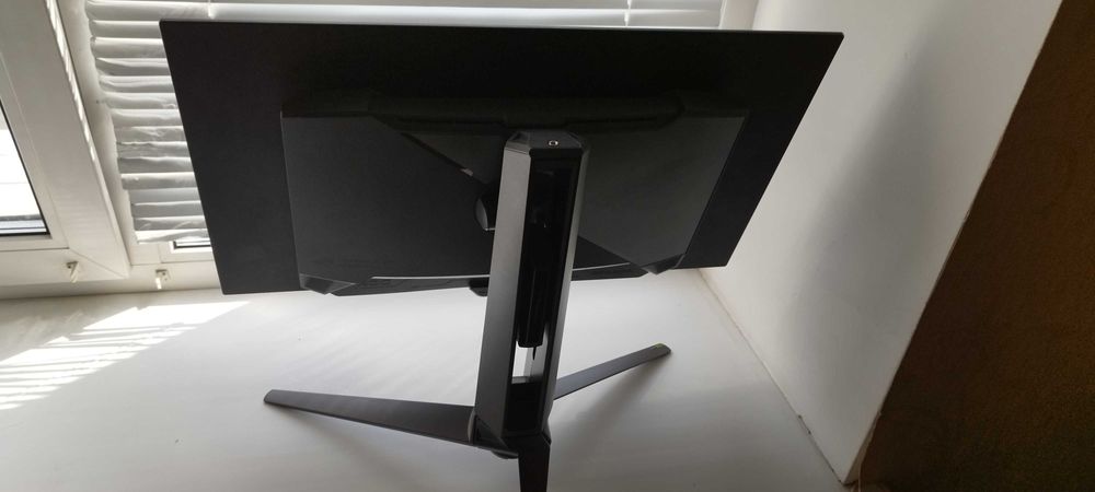 Продам монитор Asus Rog Swift Oled PG27AQDM