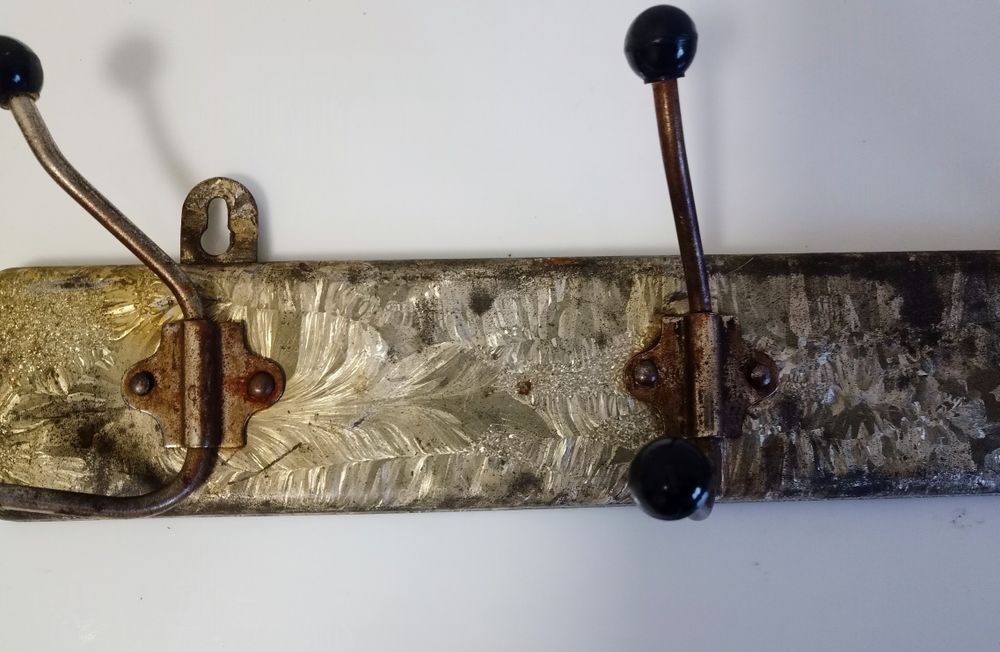 Вешалка настенная периода совка