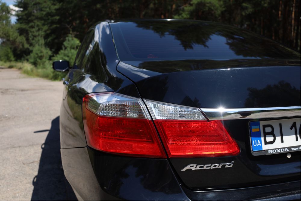 Продам Honda Accord 2014 года, 2.4 газ/бензин