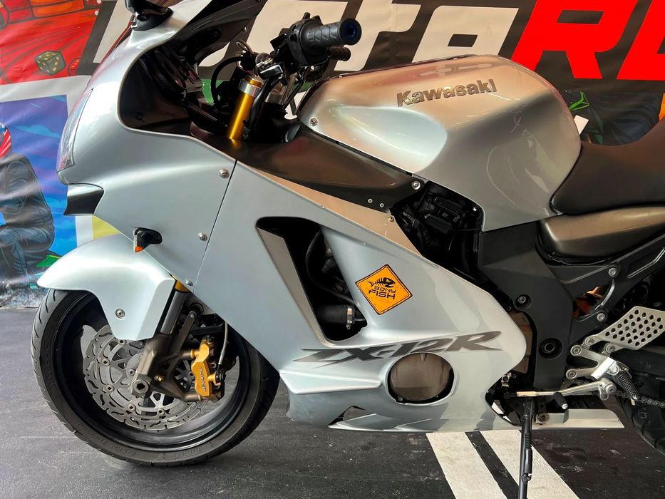 12点　シークレット無し kawasaki zx12r - Купить новый и б/у транспорт - Цена на OLX.ua