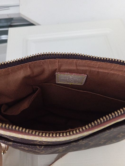 Torebkę Louis Vuitton Odéon PM