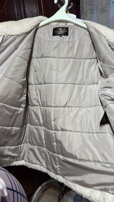 Гарна жіноча куртка великого розміру