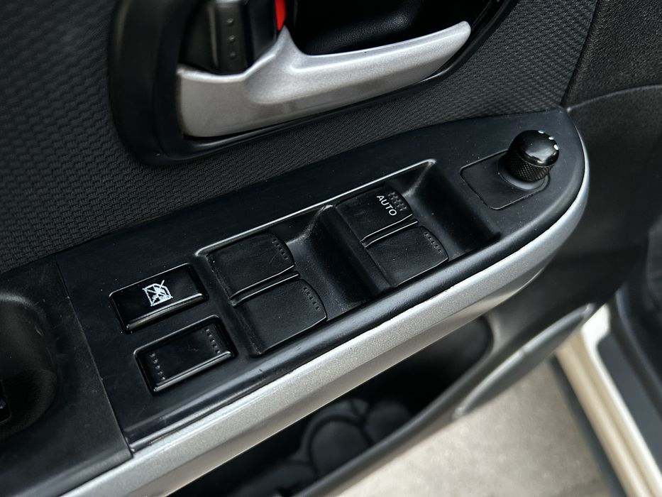 SUZUKI Grand Vitara Сузукі Гранд Вітара з ГАЗом