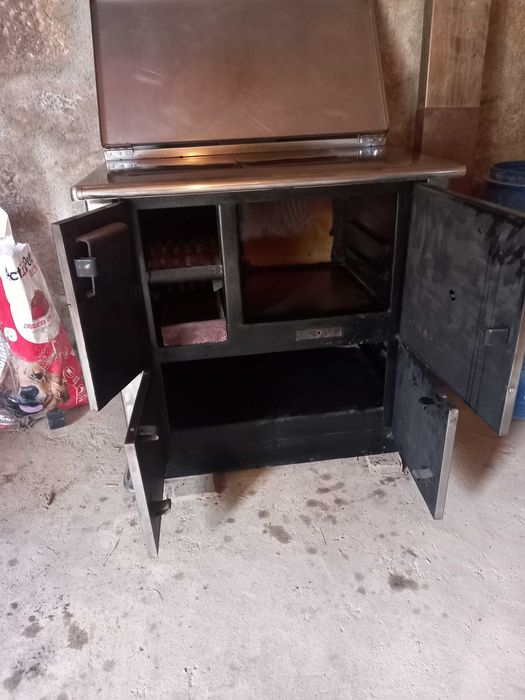 Vendo fogão a lenha usado