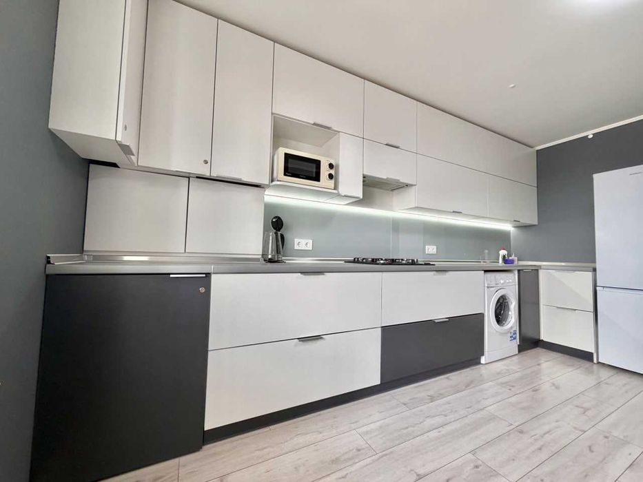 ApartPoltava 1-bedroom з великою кухнею та шикарною панорамою