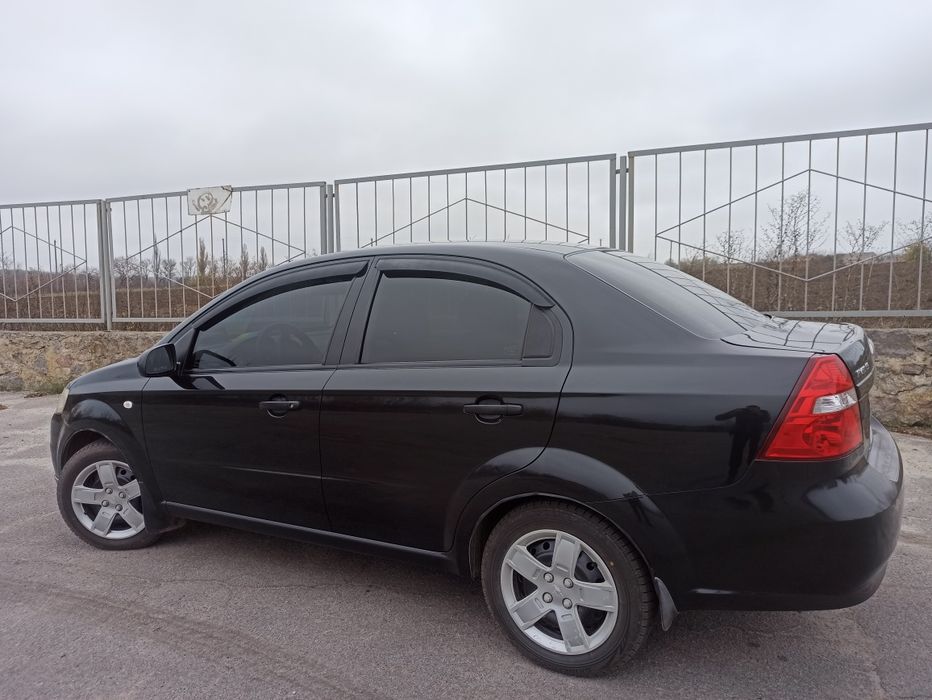 Chevrolet Aveo 2007 • 1.5 Газ/Бензин